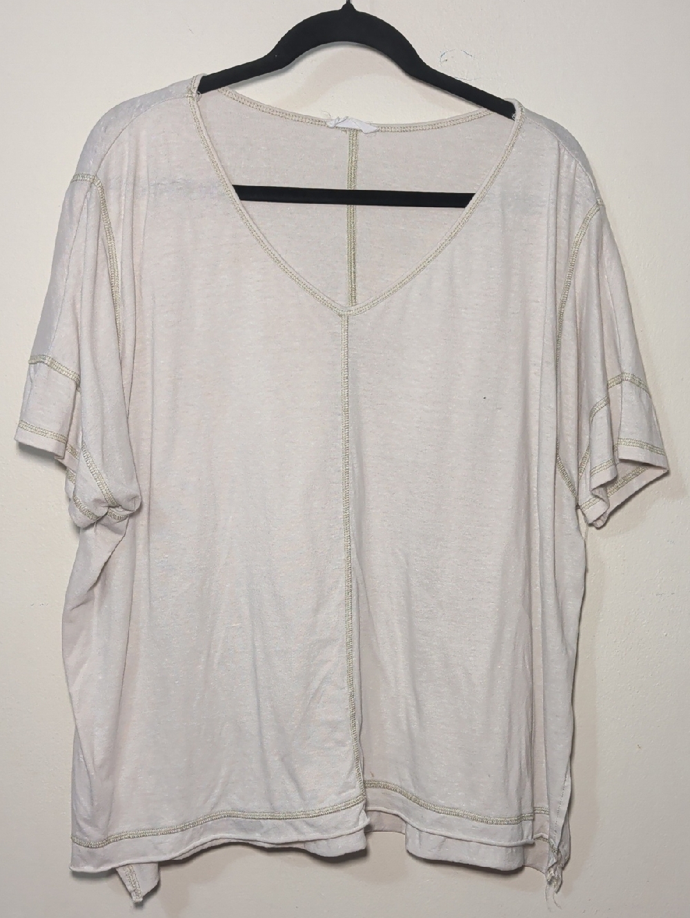 Jennaration Oversized V-Neck Tee Light Green Comfy Boho Flowy Women's Size L